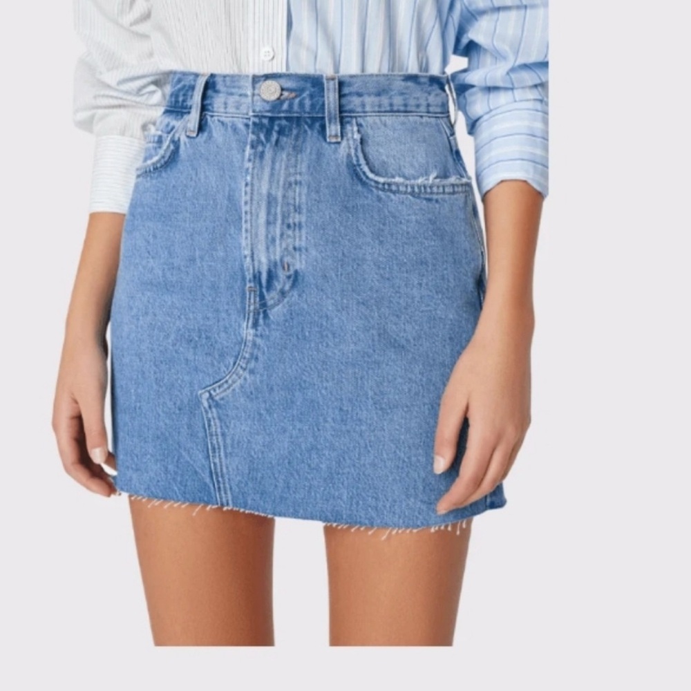 NWOT Frame Le High N Tight Denim Raw Hem Mini Skirt // Size 30